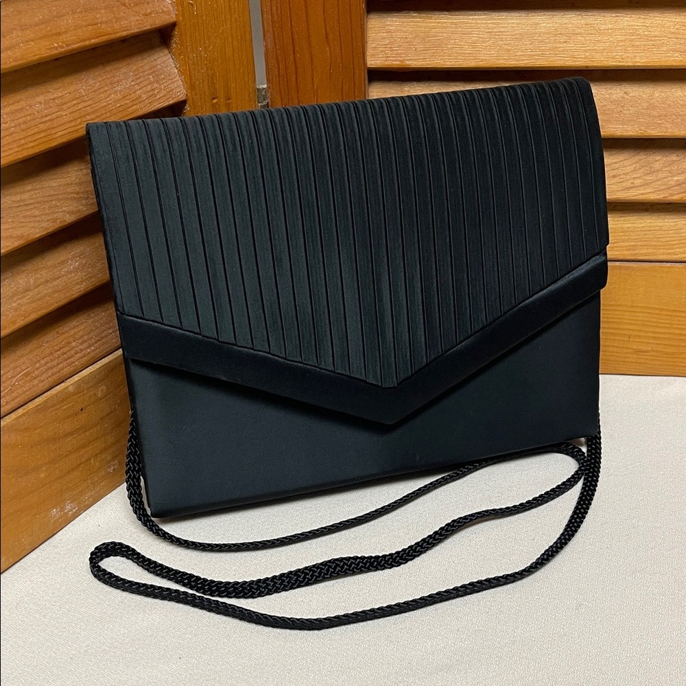 Elegant Vintage Black Satin Clutch Bag